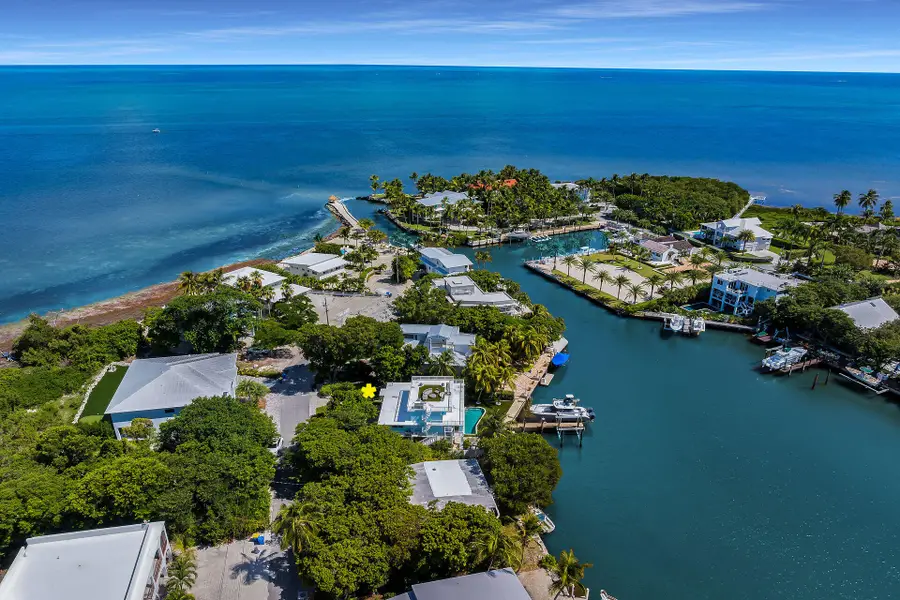 313 North Drive, Plantation Key, FL 33036 - #3