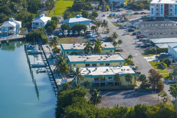 105 Avenue D #APT 113, Marathon, FL 33050