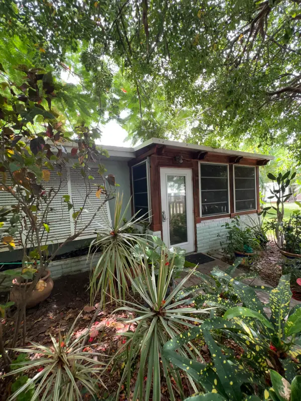 2240 Harbor Drive, Marathon, FL 33050