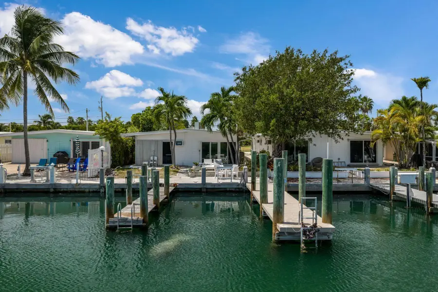 8 7th Street, Key Colony Beach, FL 33051 - #2