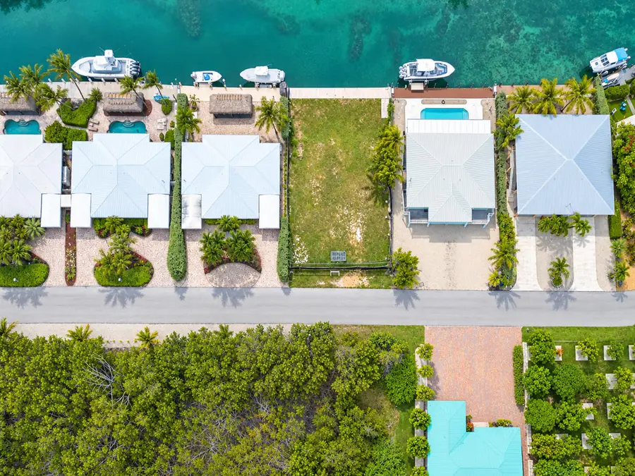 122 N Indies Drive, Duck Key, FL 33050 - #2
