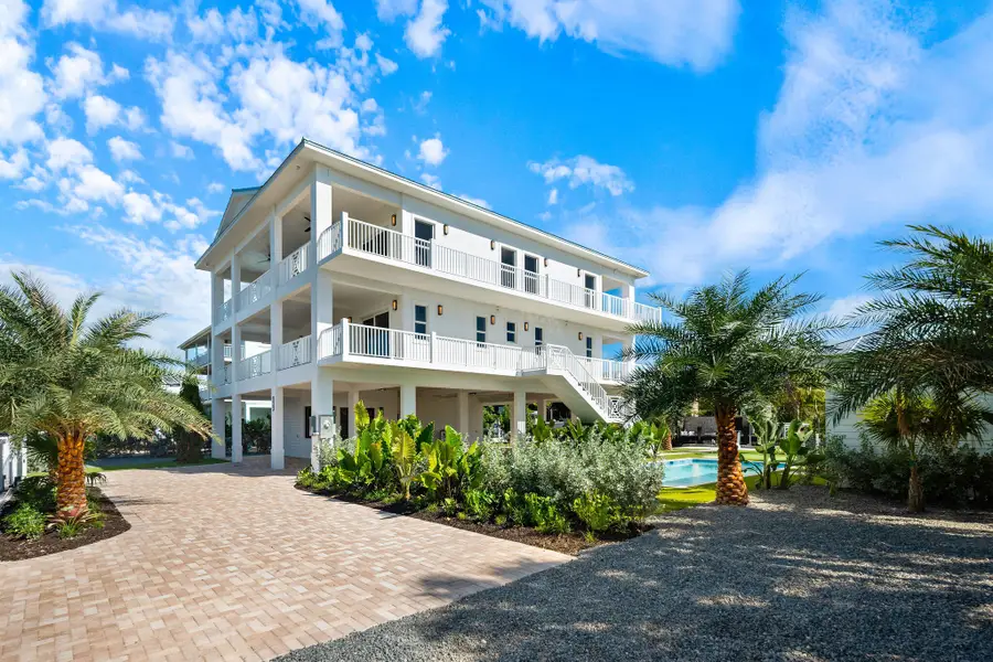 195 Ojibway Avenue, Plantation Key, FL 33070 - #2