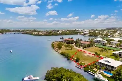 0000 13th St Alley, Key Colony, FL 33051