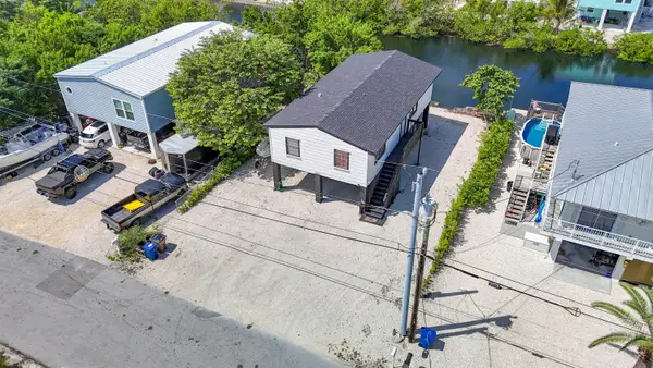 74 Pelican Lane, Big Pine Key, FL 33043