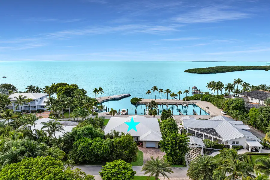 18 Pen Key Club, Islamorada Village Of Islands, FL 33036 - #3