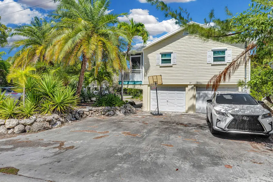 31107 Avenue I, Big Pine Key, FL 33043 - #2