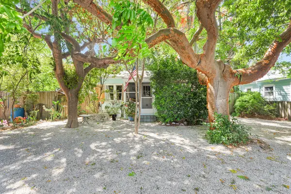 140 Tavern Drive, Key Largo, FL 33070