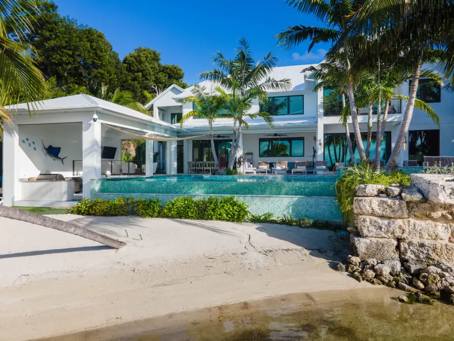 16 Avacado Street, Islamorada Village Of Islands, FL 33036 - #3