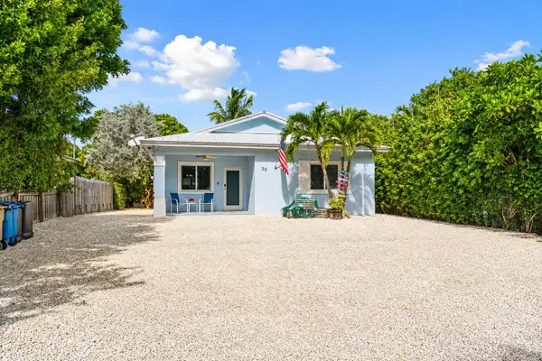 38 Transylvania Avenue, Key Largo, FL 33037