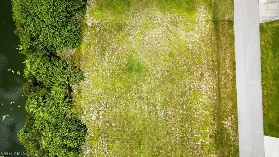 342 NE 25th Terrace, Cape Coral, FL 33909 - #3