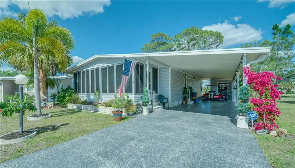 32 Sunset Circle, North Fort Myers, FL 33903 - Image #1