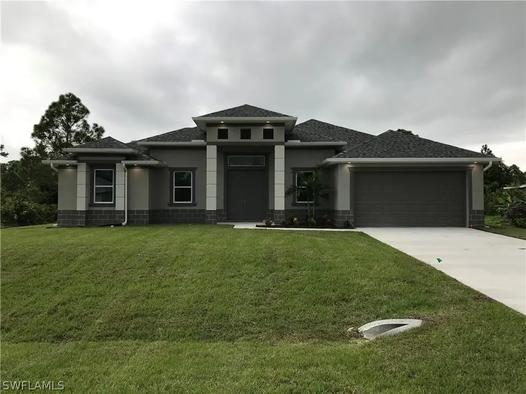 1207 Sheldon Avenue, Lehigh Acres, FL 33972 - #1