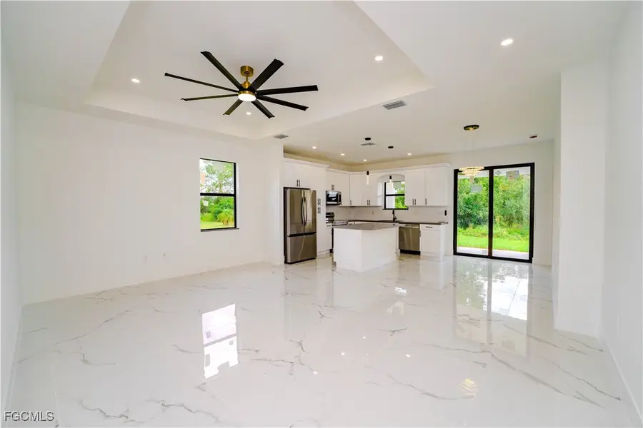 4107 13th Street Sw, Lehigh Acres, FL 33976 - Image #2