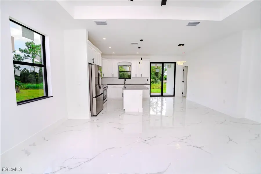 4107 13th Street Sw, Lehigh Acres, FL 33976 - Image #3