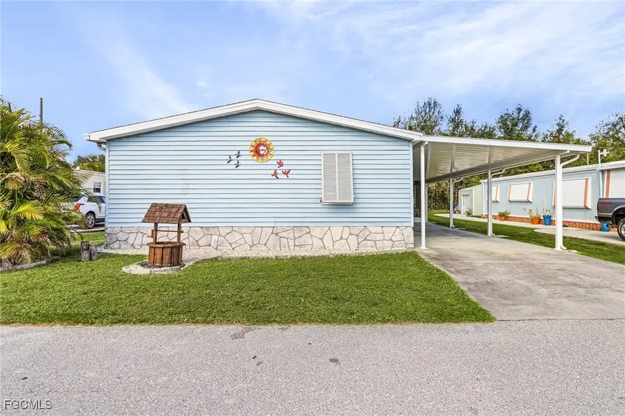 227 Shrub Lane N, North Fort Myers, FL 33917 - Image #2