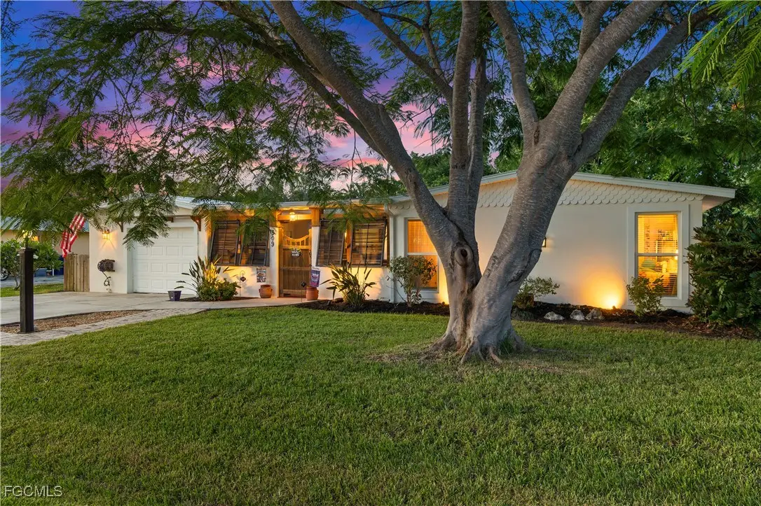 509 Val Mar Drive, Fort Myers, FL 33919 - Image #1
