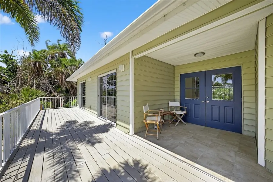 640 Oliva Street, Sanibel, FL 33957 - Image #2