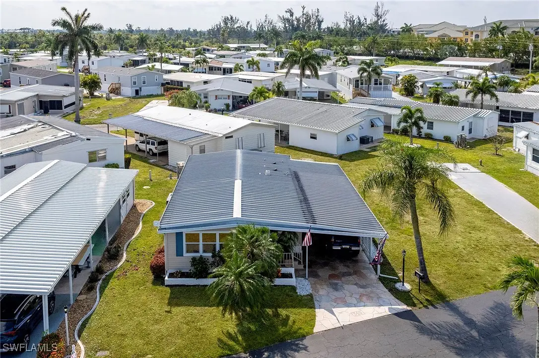 340 Mattie Avenue, Fort Myers, FL 33908 - Image #1