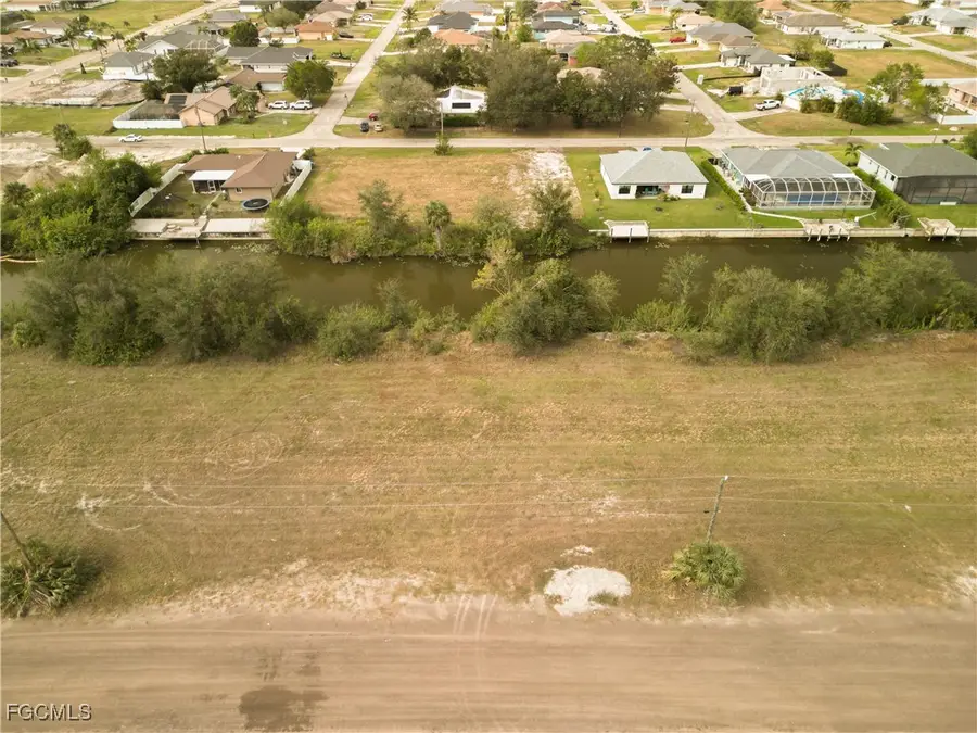 1706 NE 10th Place, Cape Coral, FL 33909 - Image #2
