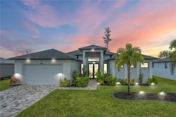 1923 SW 8th Court, Cape Coral, FL 33991