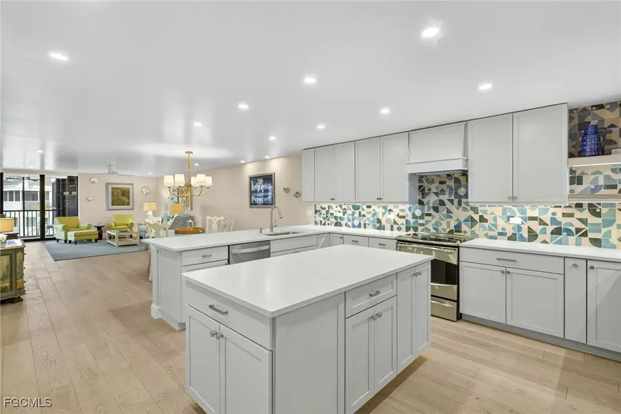 2929 W Gulf Drive #207, Sanibel, FL 33957 - Image #2