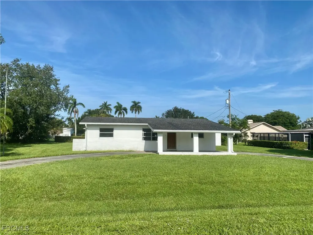 235 Maine Avenue, Fort Myers, FL 33905 - Image #1