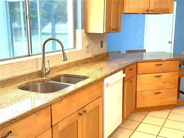 5146 Glade Court, Cape Coral, FL 33904