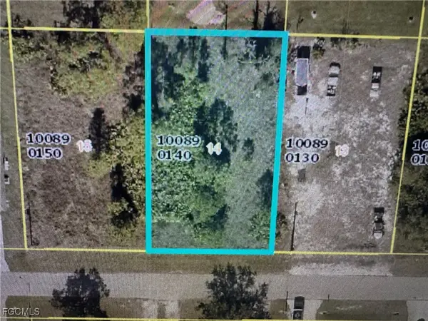 3806 20th Street Sw, Lehigh Acres, FL 33976