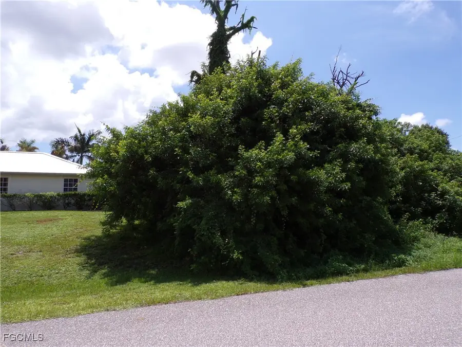 2466 Fourwind Street, Port Charlotte, FL 33948 - Image #2