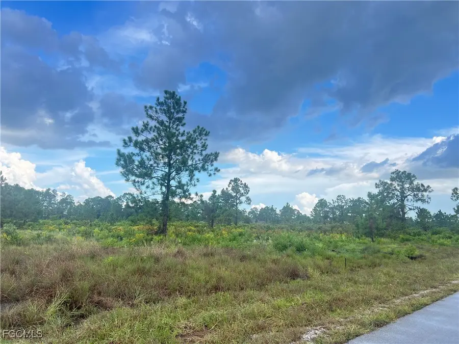 516 Abbott Avenue, Lehigh Acres, FL 33972 - Image #2