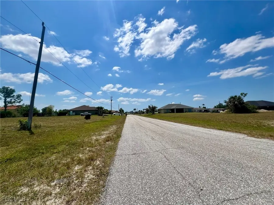 1031 NW 20th Place, Cape Coral, FL 33993 - Image #2