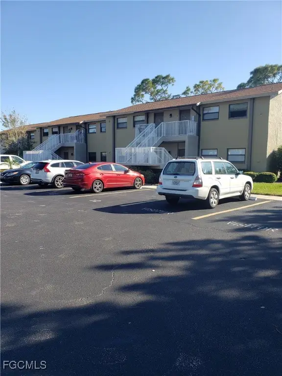 4777 Orange Grove Boulevard #i-5, North Fort Myers, FL 33903