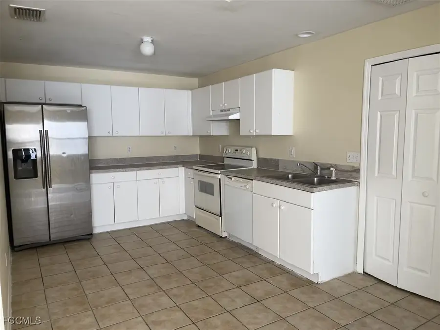 2424-2426 Ted Avenue S, Lehigh Acres, FL 33973 - Image #2