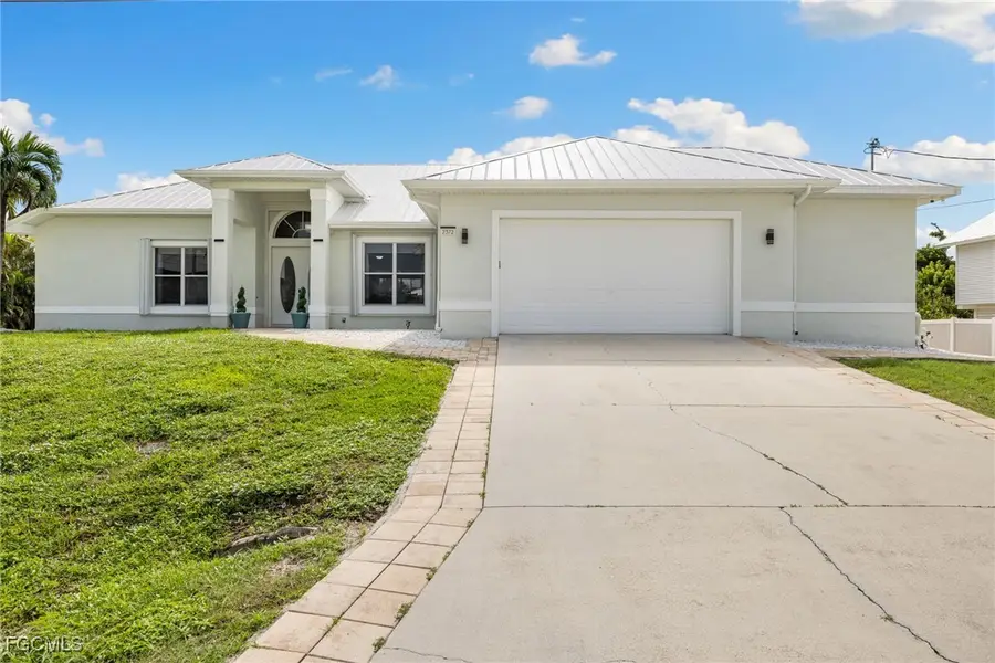 2372 Sycamore Street, Saint James City, FL 33956 - Image #2