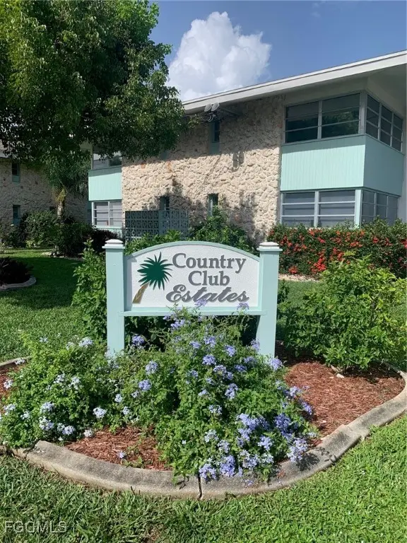 4202 SE 4th Place #10, Cape Coral, FL 33904