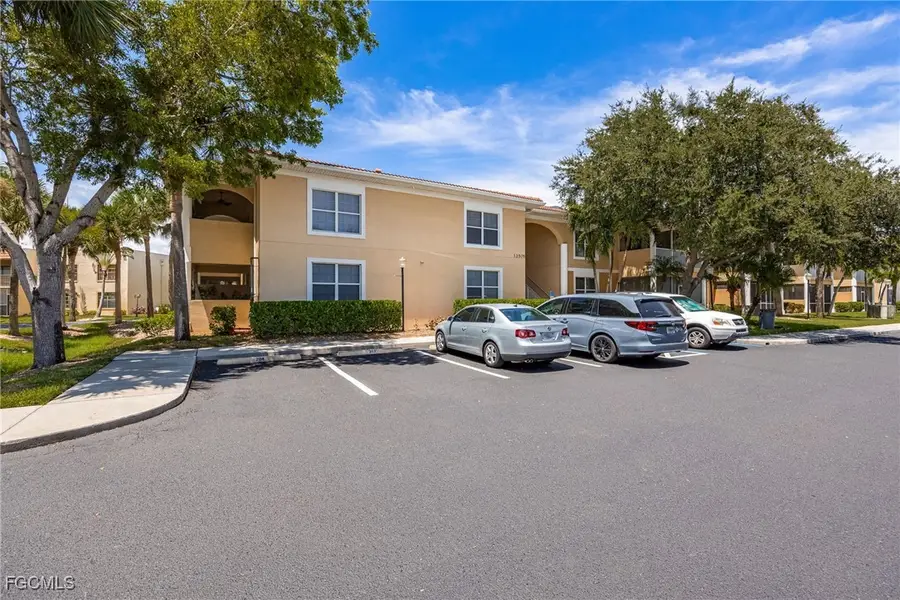 12505 Mcgregor Boulevard #206, Fort Myers, FL 33919 - Image #3