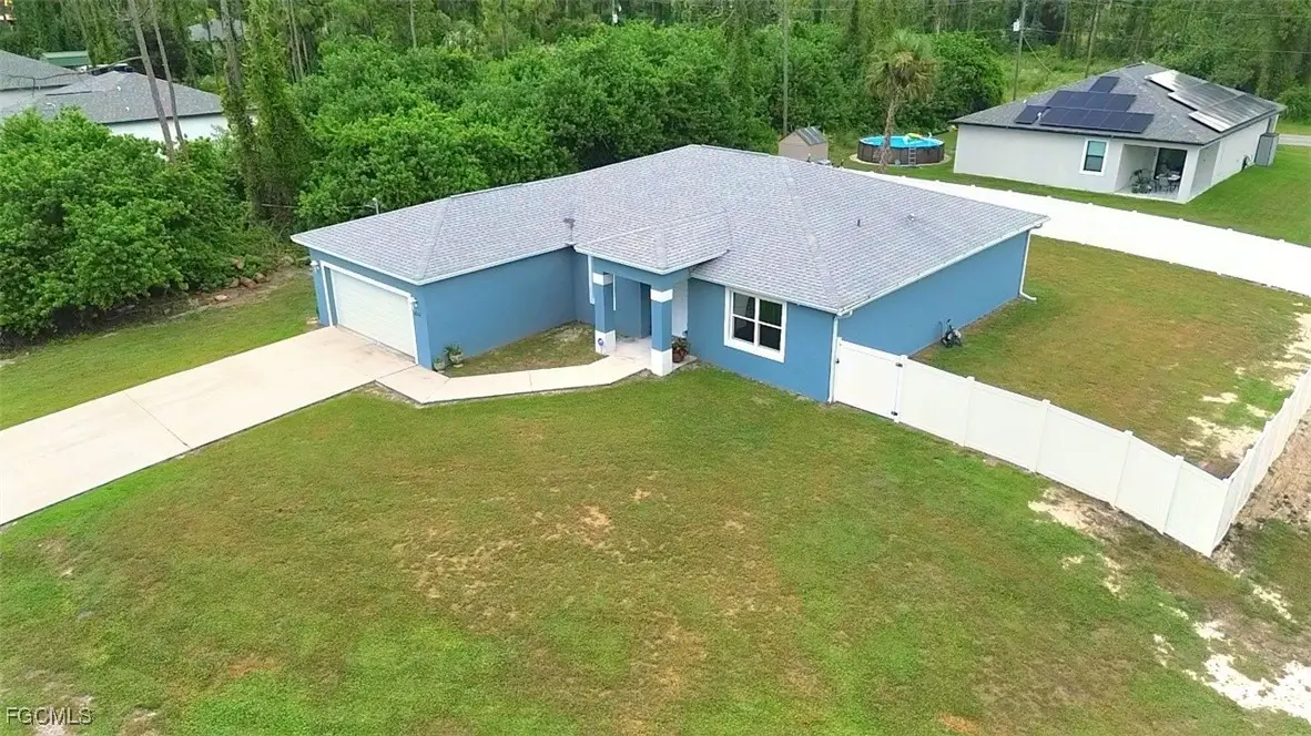 8014 Royal Circle, Labelle, FL 33935 - Image #1