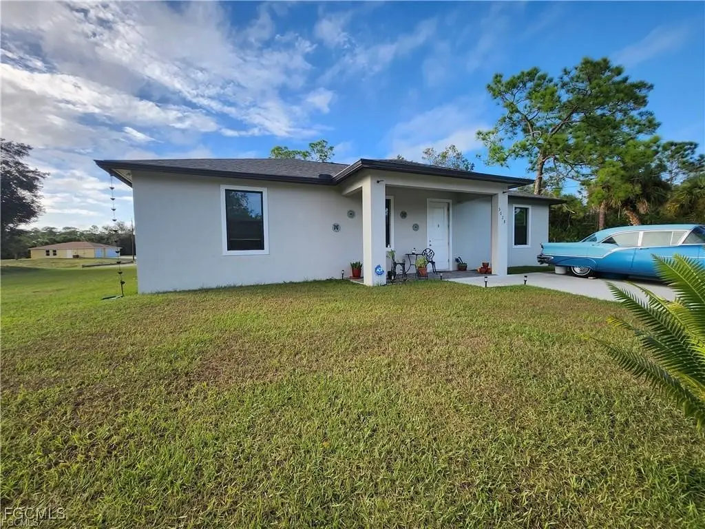 5028 S Obispo Circle, Labelle, FL 33935 - Image #1