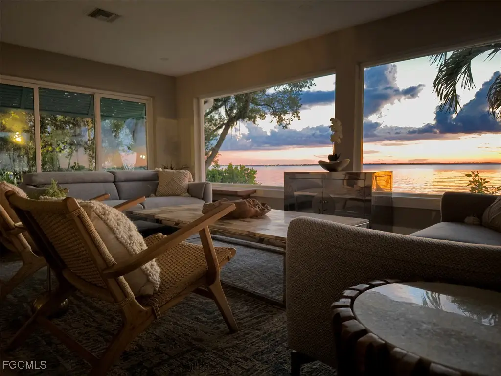 1209 Coconut Drive, Fort Myers, FL 33901 - Image #1