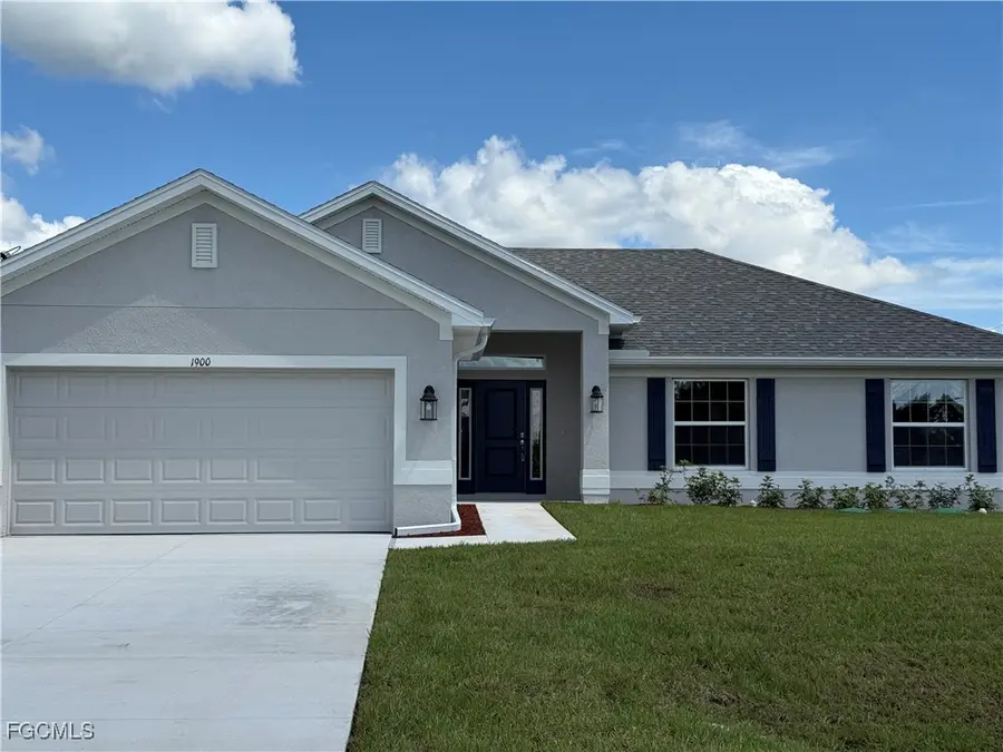 1900 Richland Avenue, Lehigh Acres, FL 33972 - Image #2