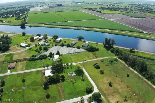 940 Meyerchick Drive, Moore Haven, FL 33471