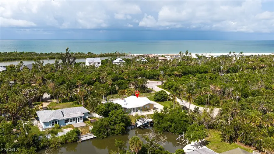 5885 Pine Tree Drive, Sanibel, FL 33957 - Image #2