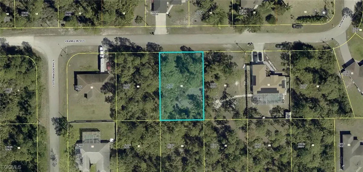 928 Franklin Street E, Lehigh Acres, FL 33974 - #1