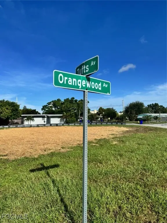 4360 Orangewood Avenue, Fort Myers, FL 33901 - Image #2