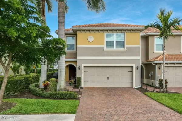 12111 Mahogany Cove Street, Fort Myers, FL 33913