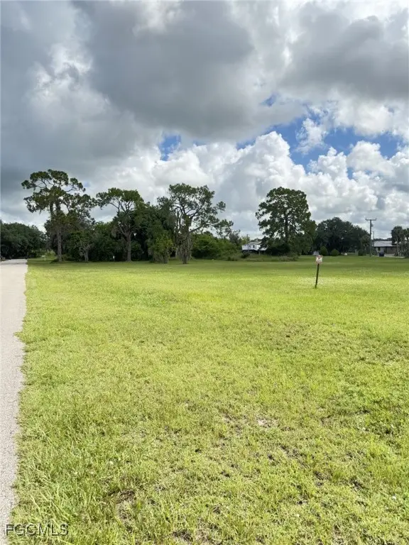 2091 Gardner Road, Alva, FL 33920 - Image #2