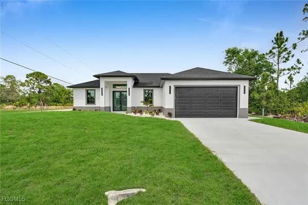 3006 19th Street W, Lehigh Acres, FL 33971