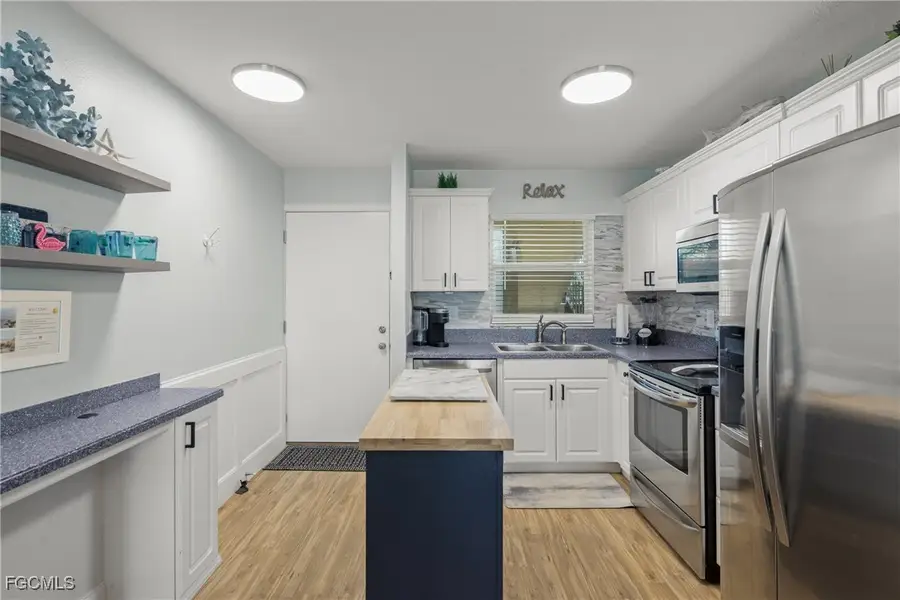 915 Beach Road #215, Sarasota, FL 34242 - Image #3