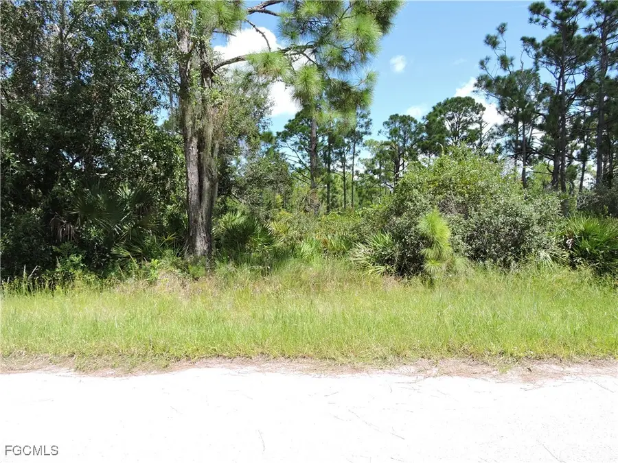 13534 Suribachi Avenue, Port Charlotte, FL 33953 - Image #2