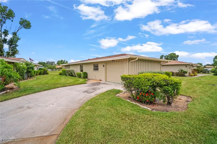5586 Pendlewood Lane, Fort Myers, FL 33919 - Image #2